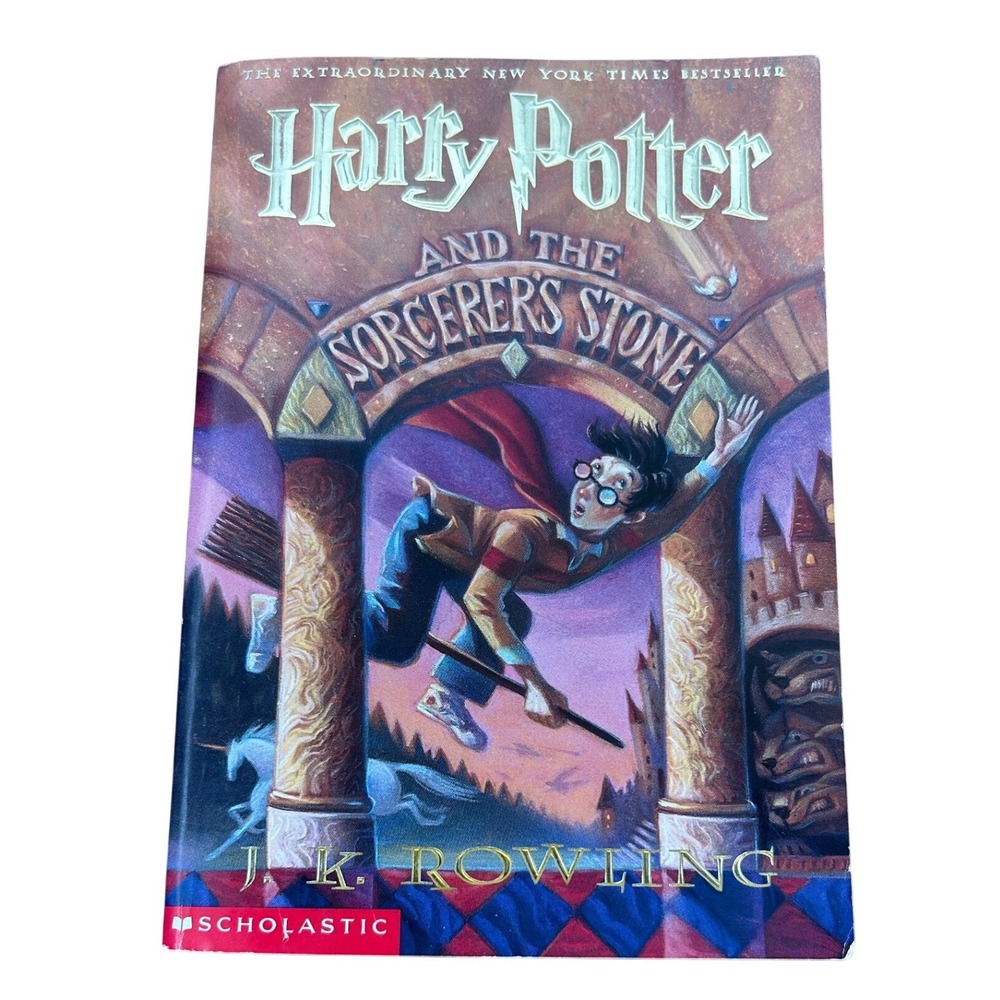 Harry Potter Sorcerer's Stone 1999 First Scholastic Paperback‎ Early Edition